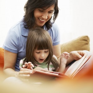 Mother and Daughter Reading Together - How to Find Books in Spanish for Your Toddler - Alldonemonkey.com