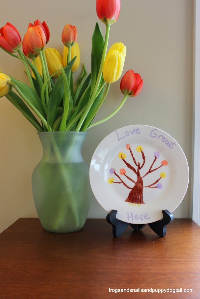 Homemade Mother's Day Gift ~ Fingerprint Tree Plate