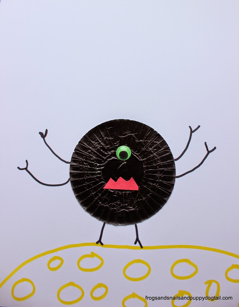 Cupcake Liner Alien Craft