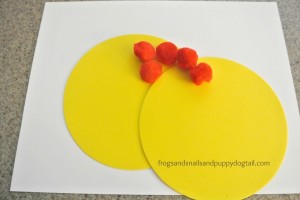 Pretend Play with Foam and Paper Pizza
